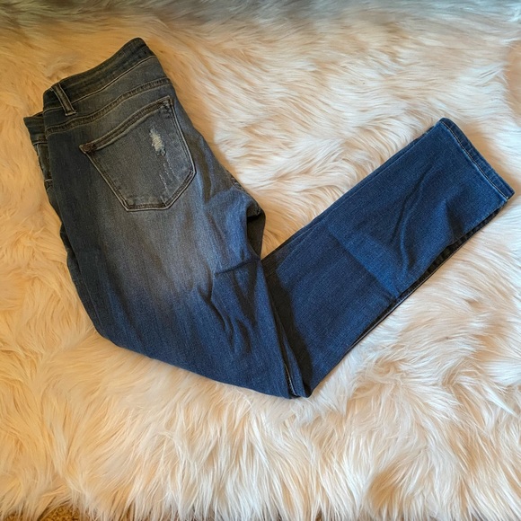 Judy Blue Skinny’s - Picture 2 of 2